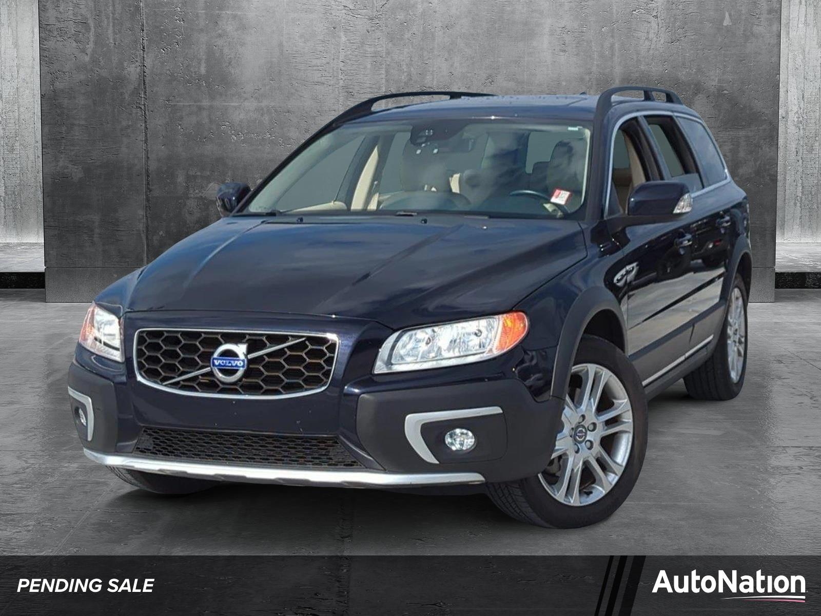 2016 Volvo XC70 Vehicle Photo in Ft. Myers, FL 33907