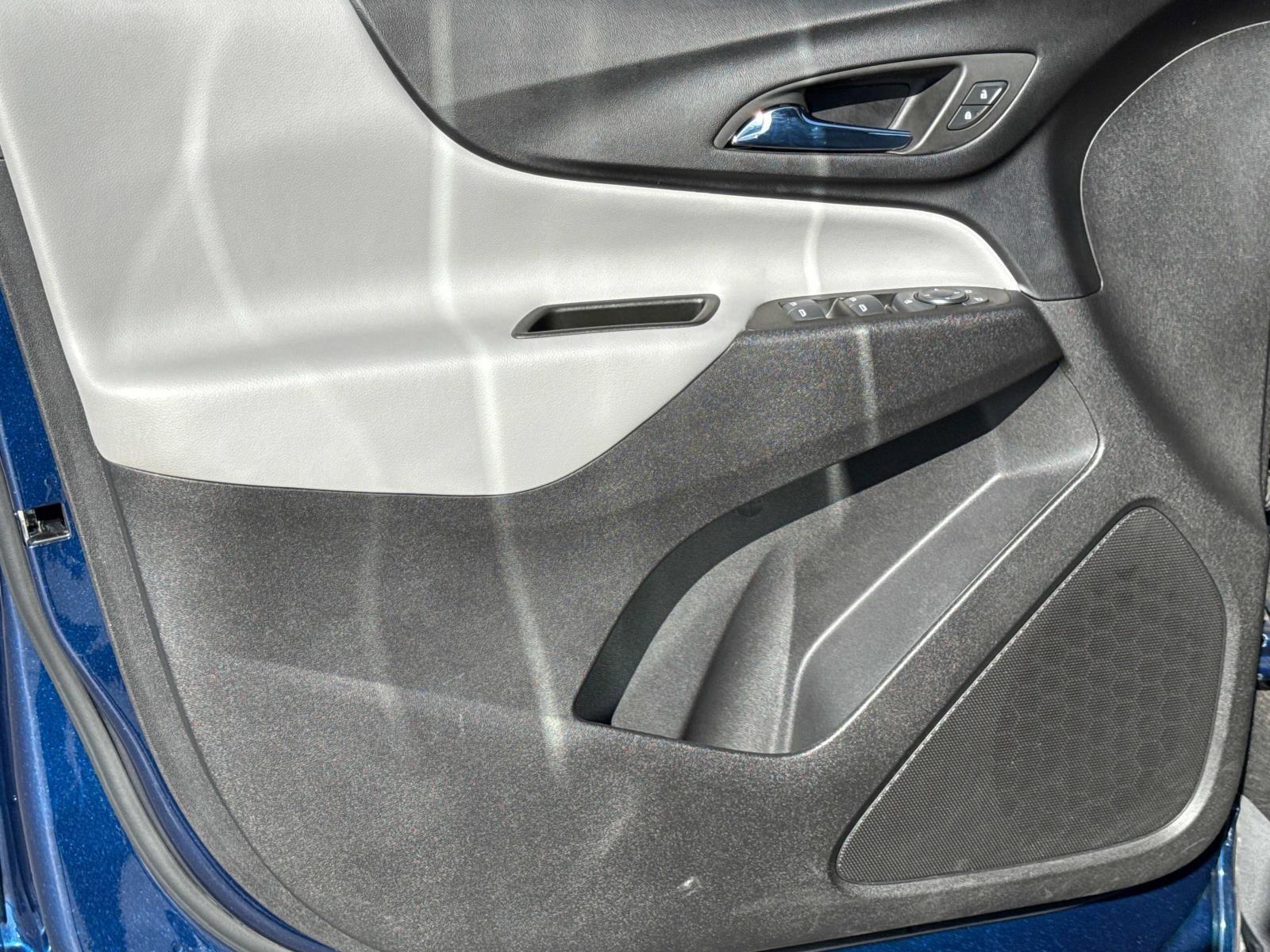 2022 Chevrolet Equinox Vehicle Photo in LOS ANGELES, CA 90007-3794