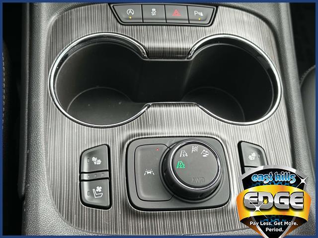 2022 GMC Acadia Vehicle Photo in Roslyn, NY 11576