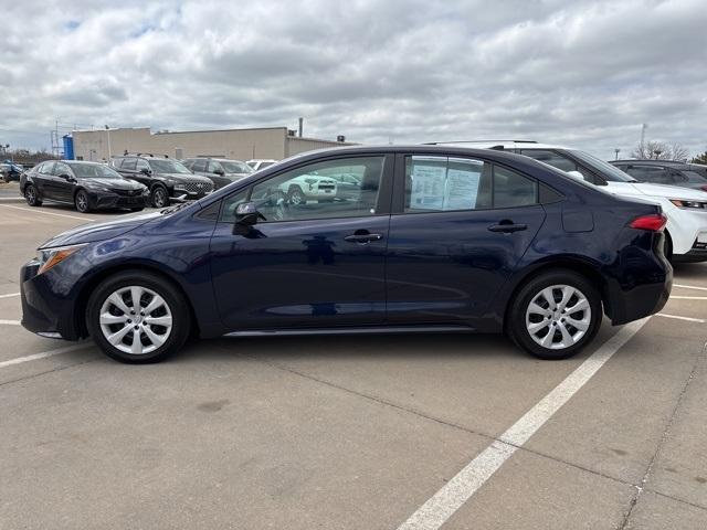 Used 2023 Toyota Corolla LE with VIN 5YFB4MDE5PP011747 for sale in Wichita, KS