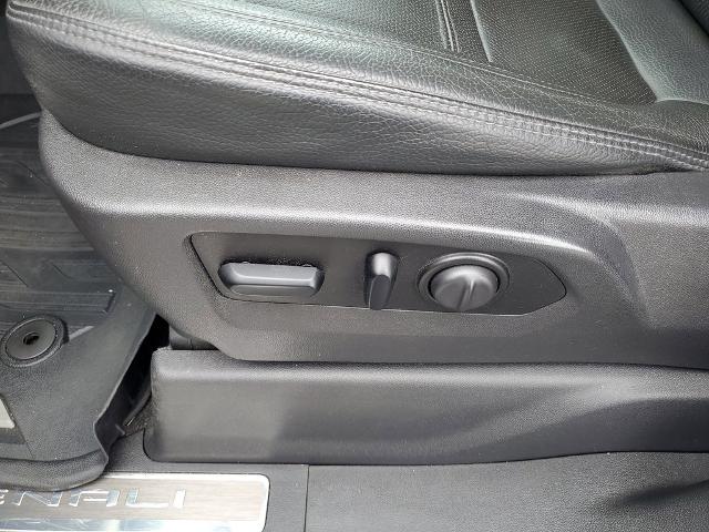 2021 GMC Sierra 1500 Vehicle Photo in LIGHTHOUSE POINT, FL 33064-6849