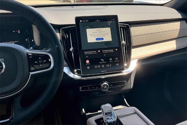 2025 Volvo XC90 Vehicle Photo in Grapevine, TX 76051
