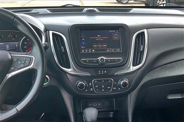 2022 Chevrolet Equinox Vehicle Photo in TOPEKA, KS 66609-0000