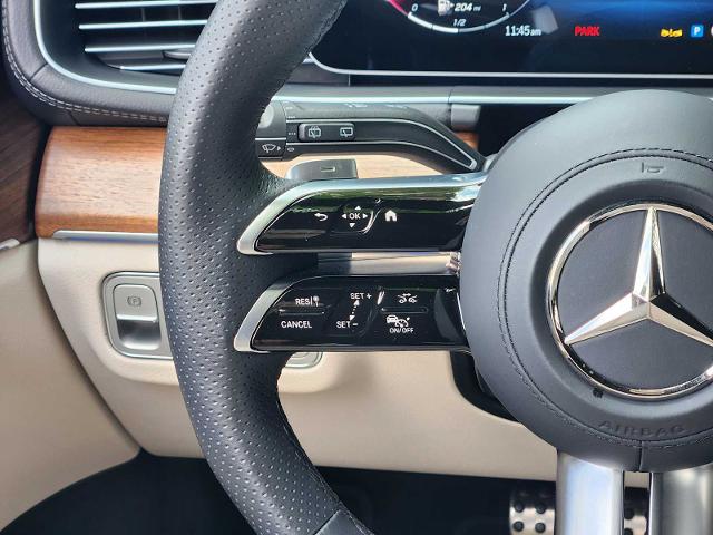 2025 Mercedes-Benz GLS Vehicle Photo in HOUSTON, TX 77079