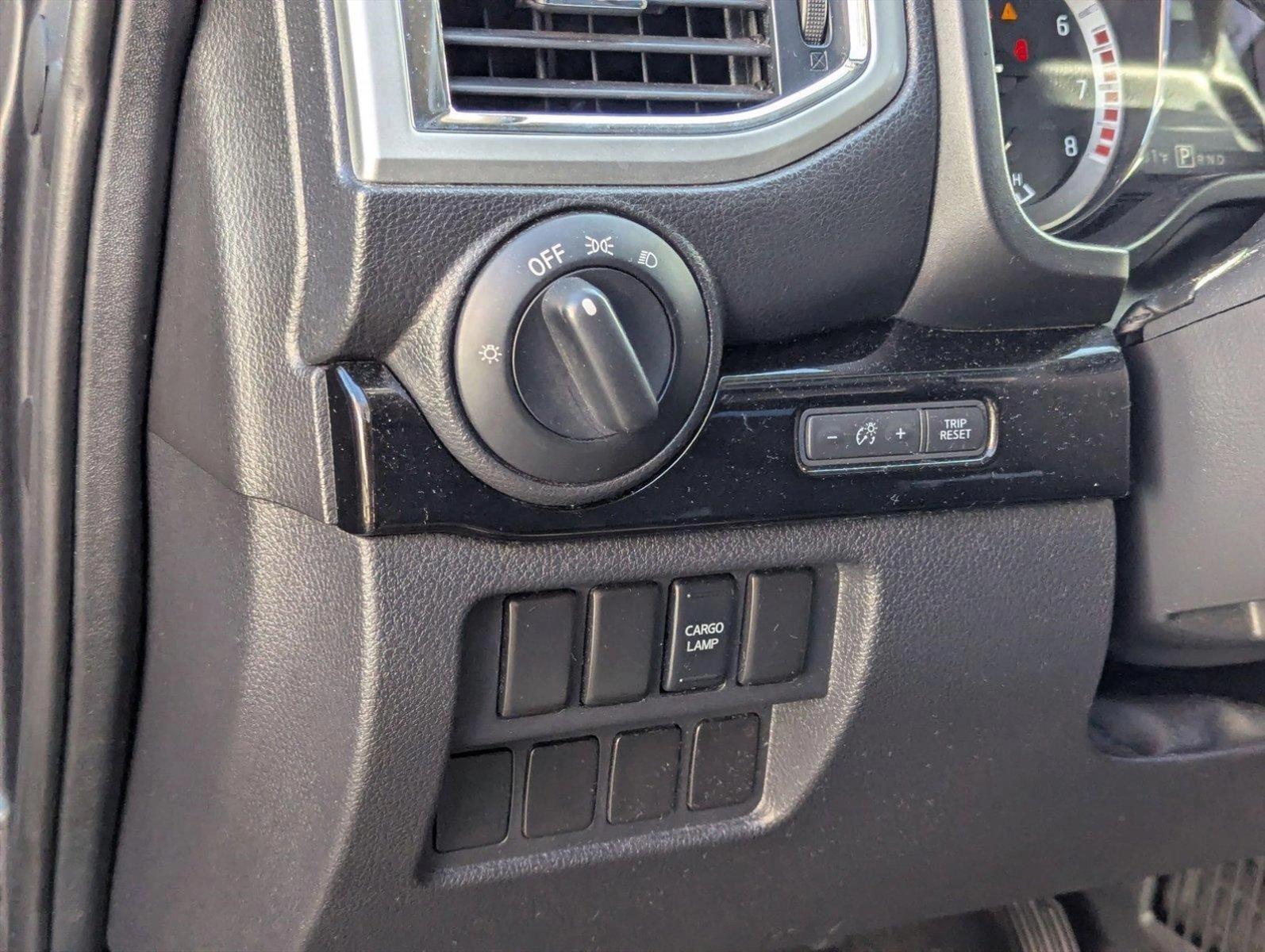 2017 Nissan Titan Vehicle Photo in GREENACRES, FL 33463-3207