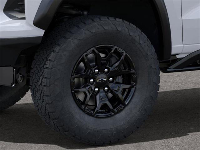 2025 Chevrolet Colorado Vehicle Photo in ENGLEWOOD, CO 80113-6708