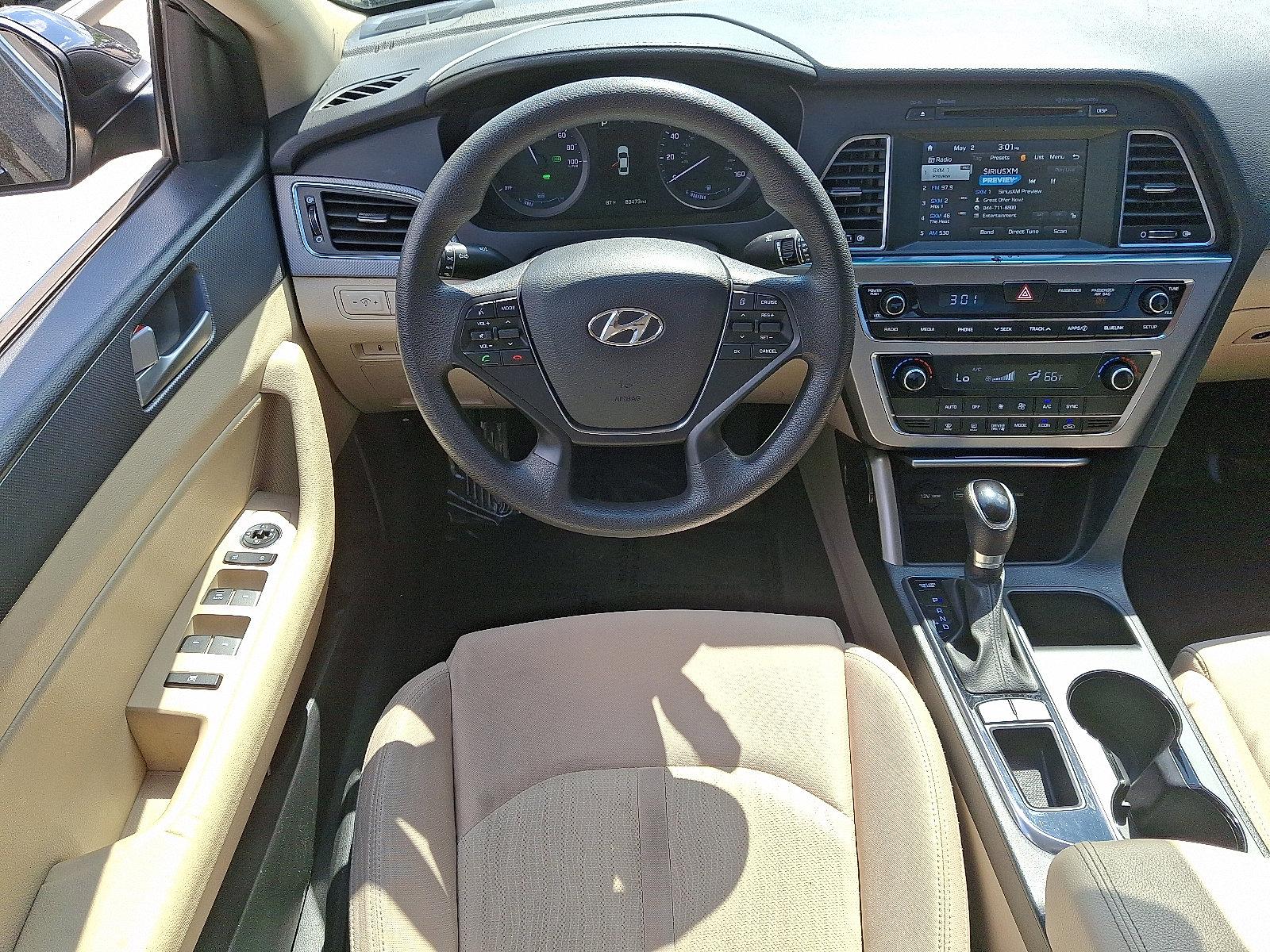 2017 Hyundai SONATA Hybrid Vehicle Photo in Trevose, PA 19053