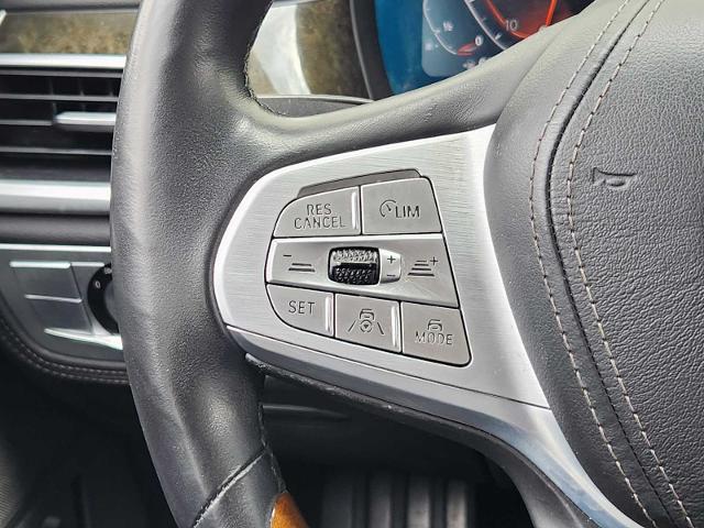 2020 BMW 740i xDrive Vehicle Photo in PLANO, TX 75024