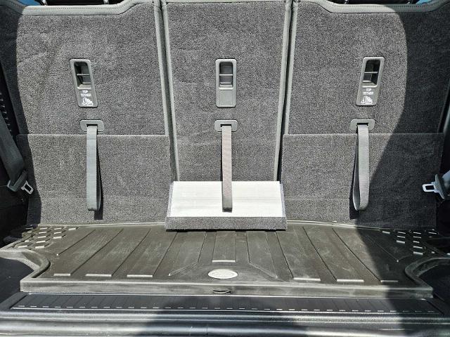 2024 Defender Vehicle Photo in AUSTIN, TX 78717