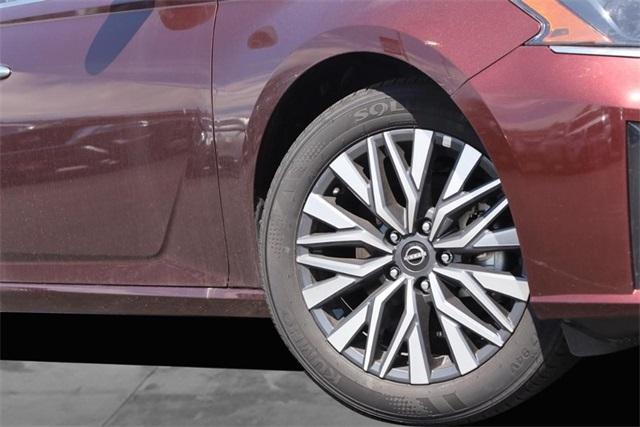 2025 Nissan Altima Vehicle Photo in Hazelwood, MO 63042
