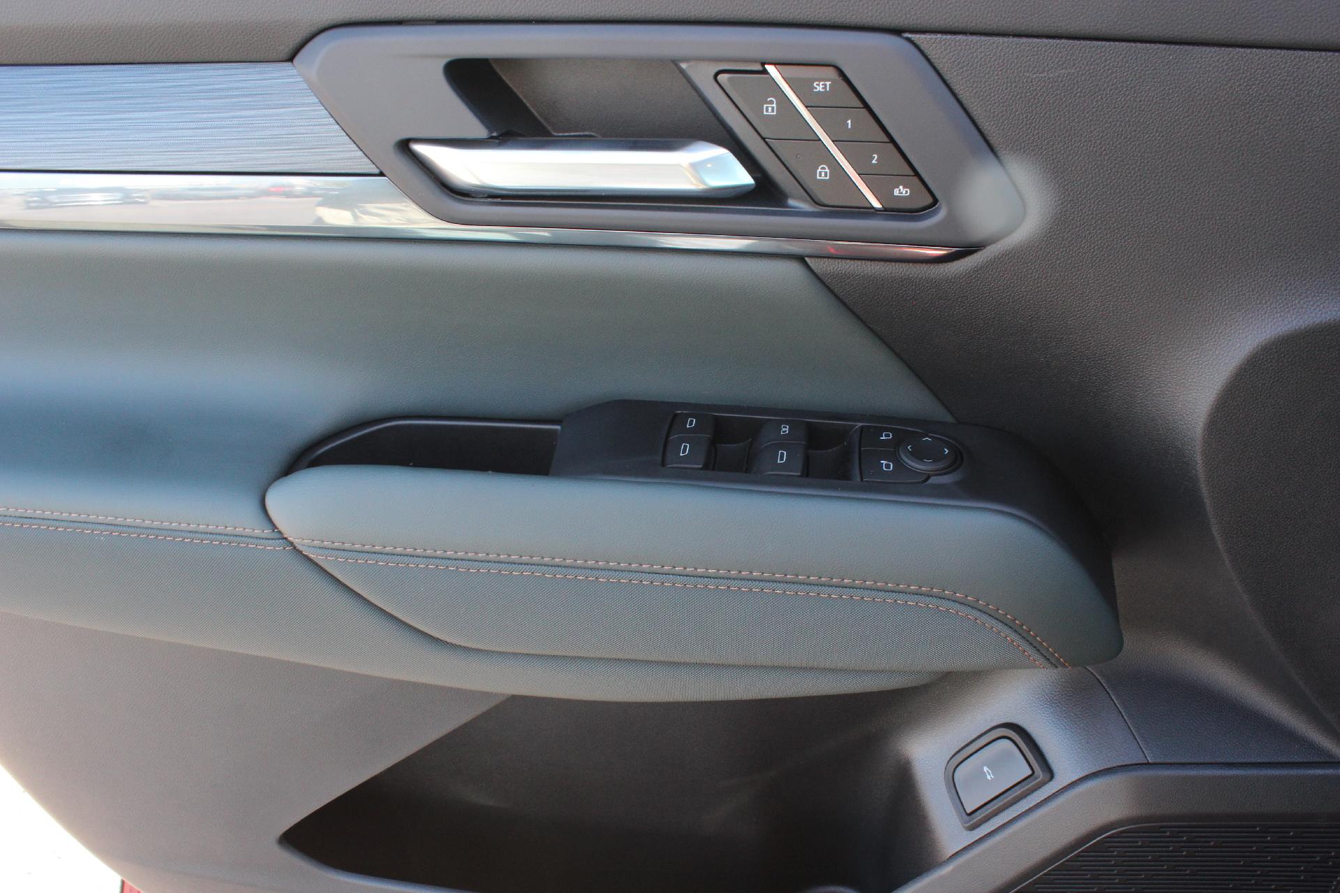 2026 GMC Terrain Vehicle Photo in AURORA, CO 80012-4011