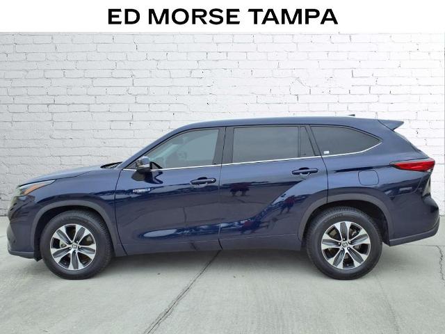 2021 Toyota Highlander Vehicle Photo in Tampa, FL 33612