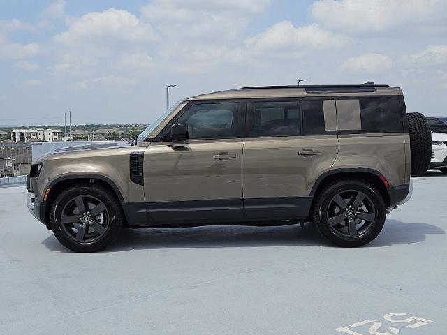 2025 Defender Vehicle Photo in AUSTIN, TX 78717