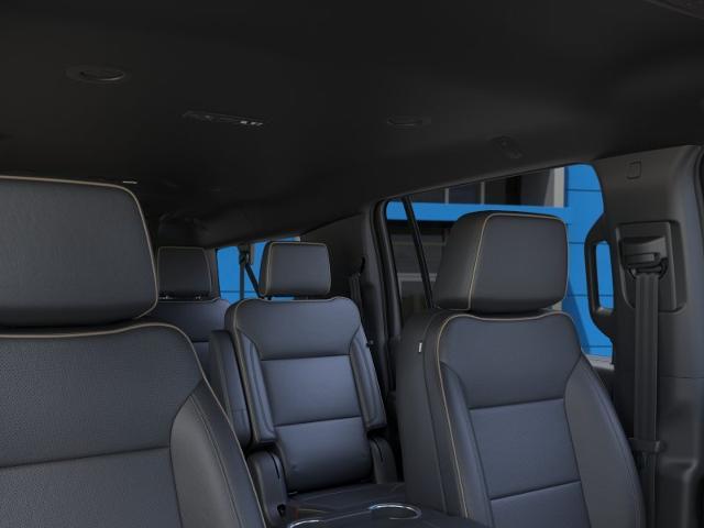 2025 Chevrolet Suburban Vehicle Photo in Roslyn, NY 11576