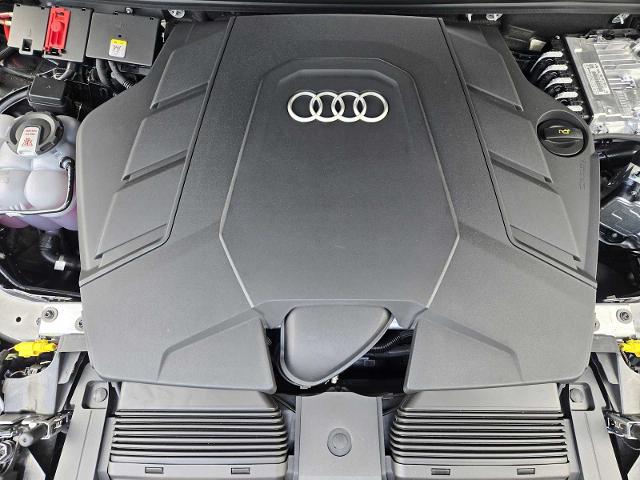 2025 Audi Q7 Vehicle Photo in SUGAR LAND, TX 77478
