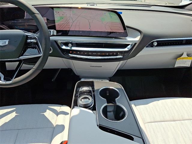2025 Cadillac LYRIQ Vehicle Photo in ALLENTOWN, PA 18103-7399
