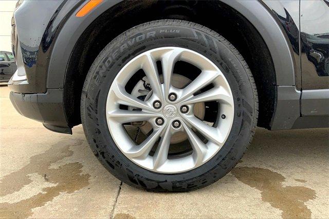 2022 Buick Encore GX Vehicle Photo in TOPEKA, KS 66609-0000