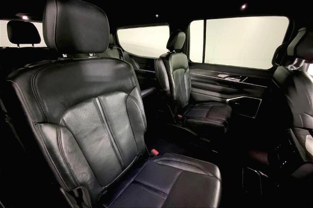 2022 Jeep Wagoneer Vehicle Photo in Kansas City, MO 64114