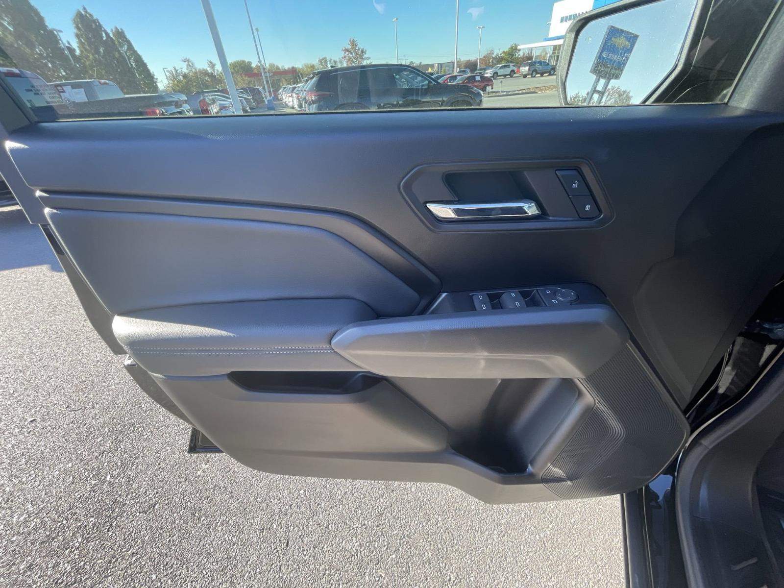 2024 Chevrolet Colorado Vehicle Photo in BENTONVILLE, AR 72712-4322