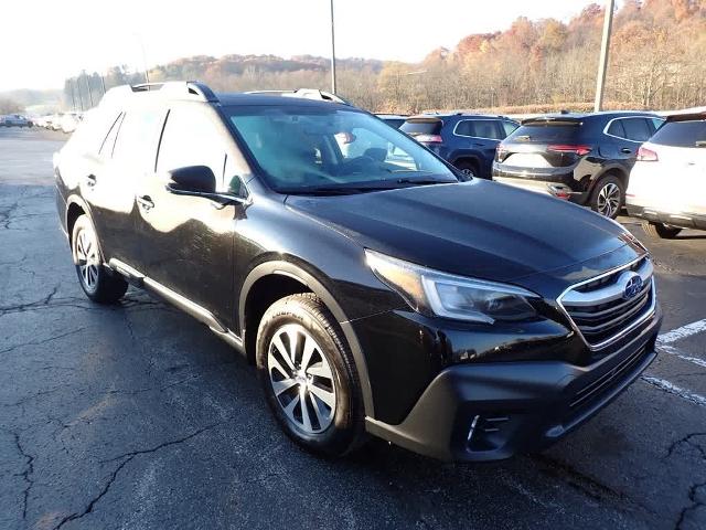 2020 Subaru Outback Vehicle Photo in ZELIENOPLE, PA 16063-2910