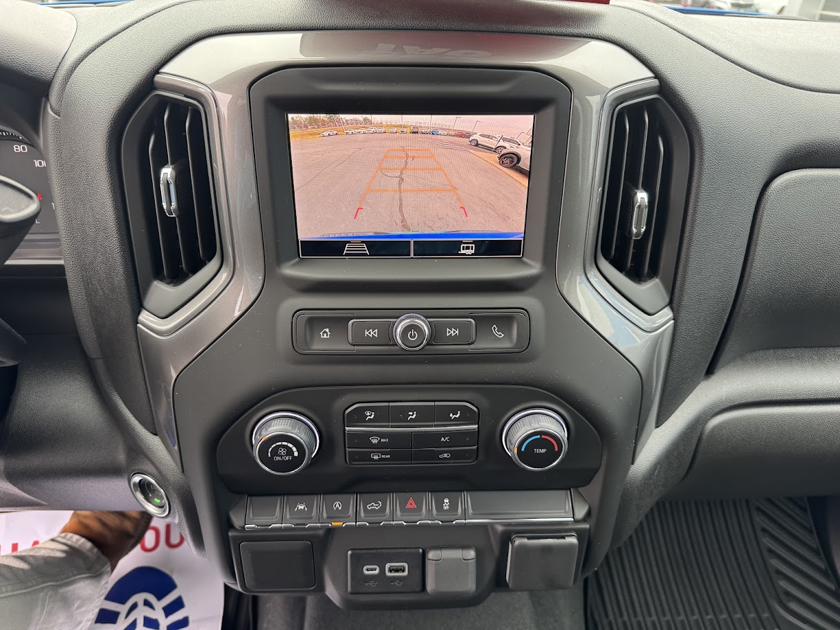 2025 Chevrolet Silverado 1500 Vehicle Photo in BOONVILLE, IN 47601-9633