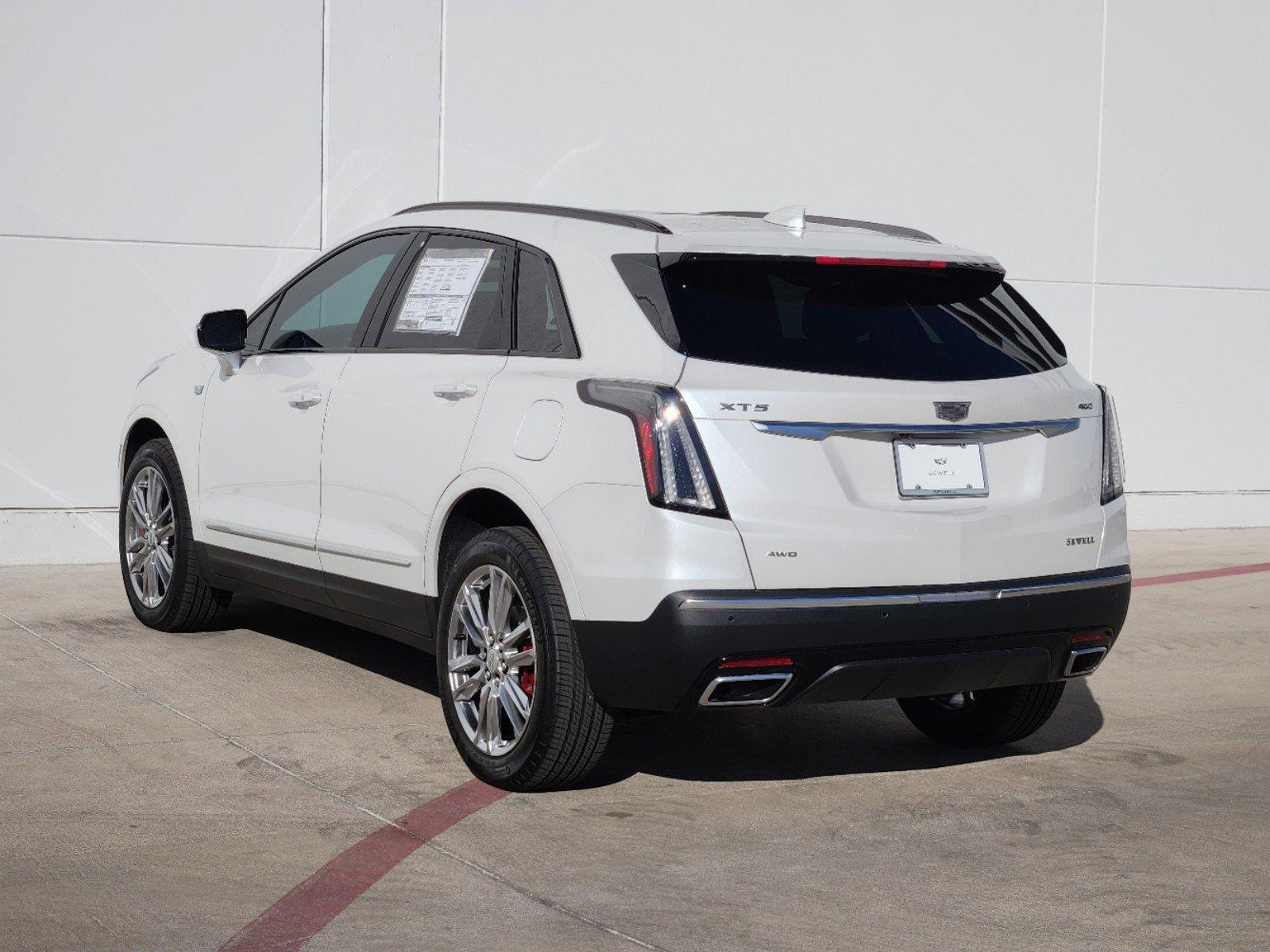 2024 Cadillac XT5 Vehicle Photo in GRAPEVINE, TX 76051-8302