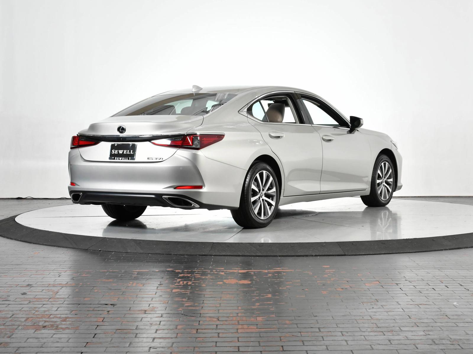 2020 Lexus ES 350 Vehicle Photo in DALLAS, TX 75235