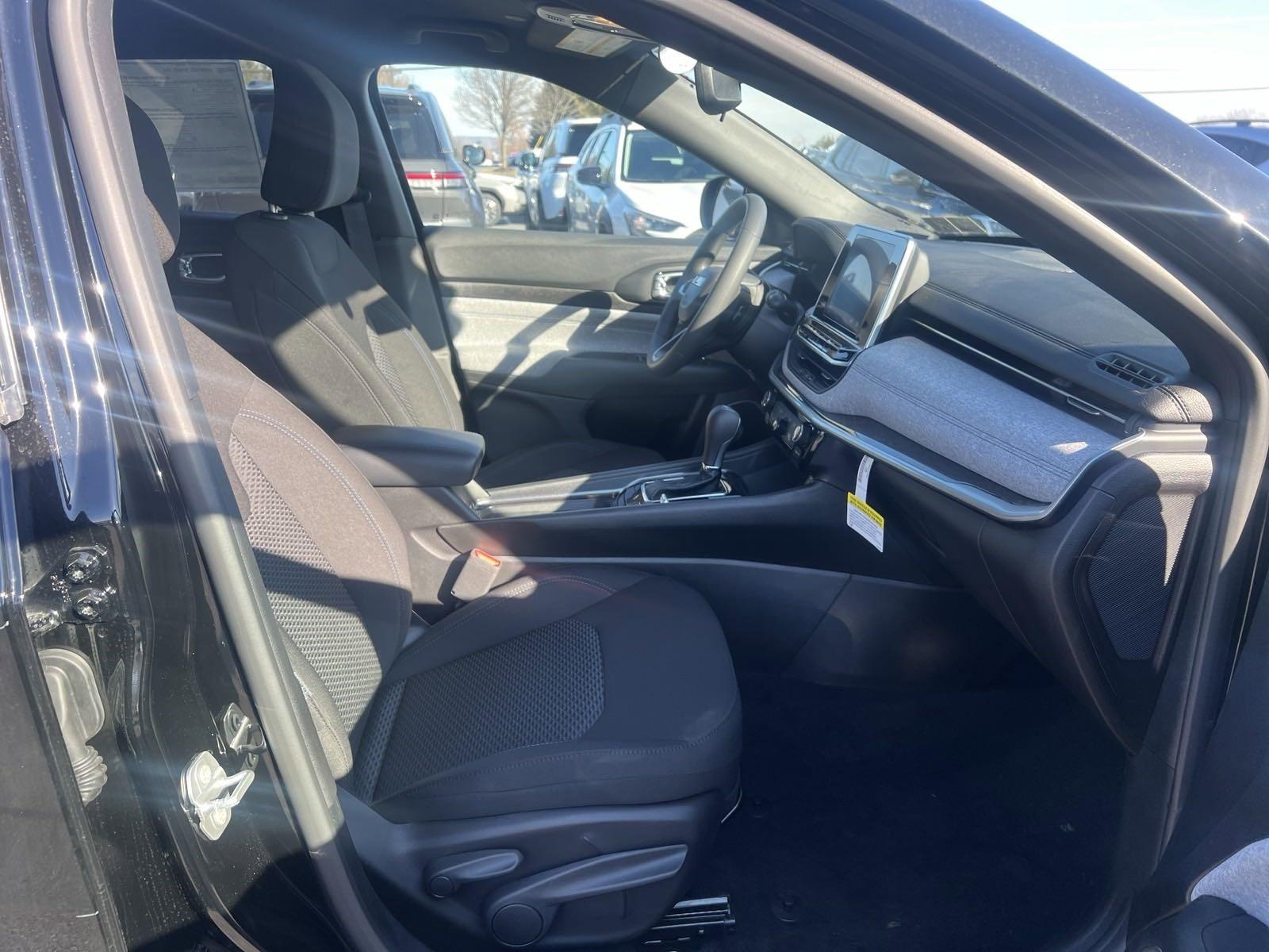 2025 Jeep Compass Vehicle Photo in Mechanicsburg, PA 17050-1707