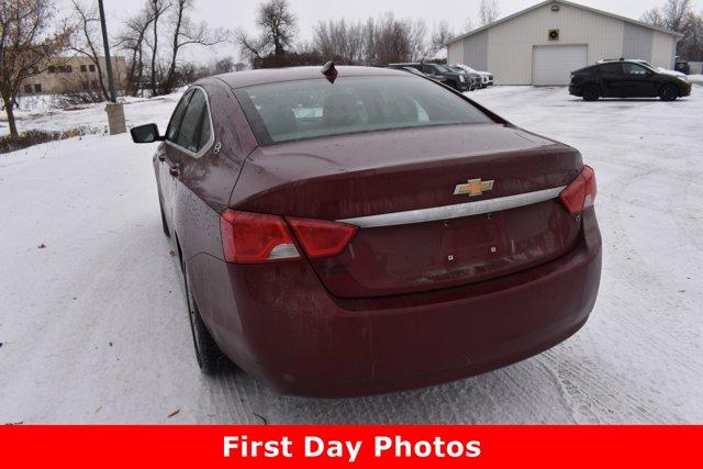 2017 Chevrolet Impala 1LT photo 31