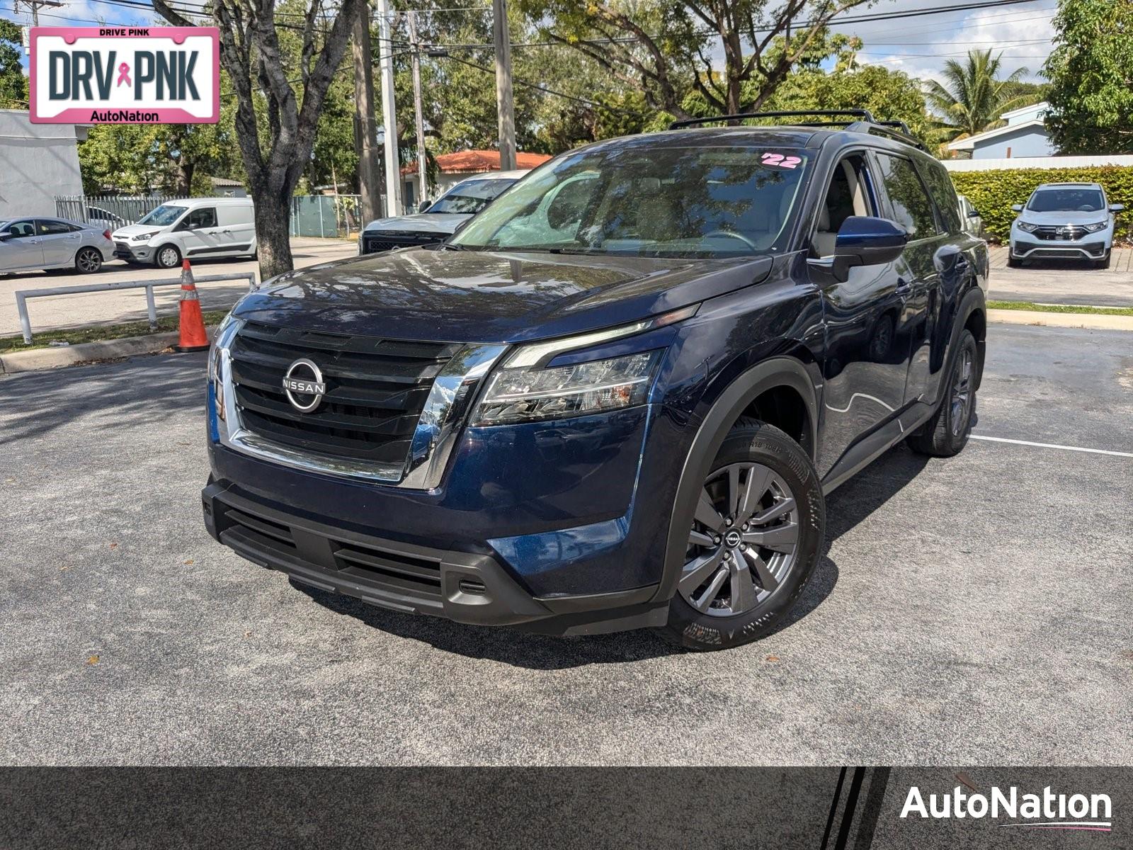 2022 Nissan Pathfinder Vehicle Photo in Miami, FL 33135