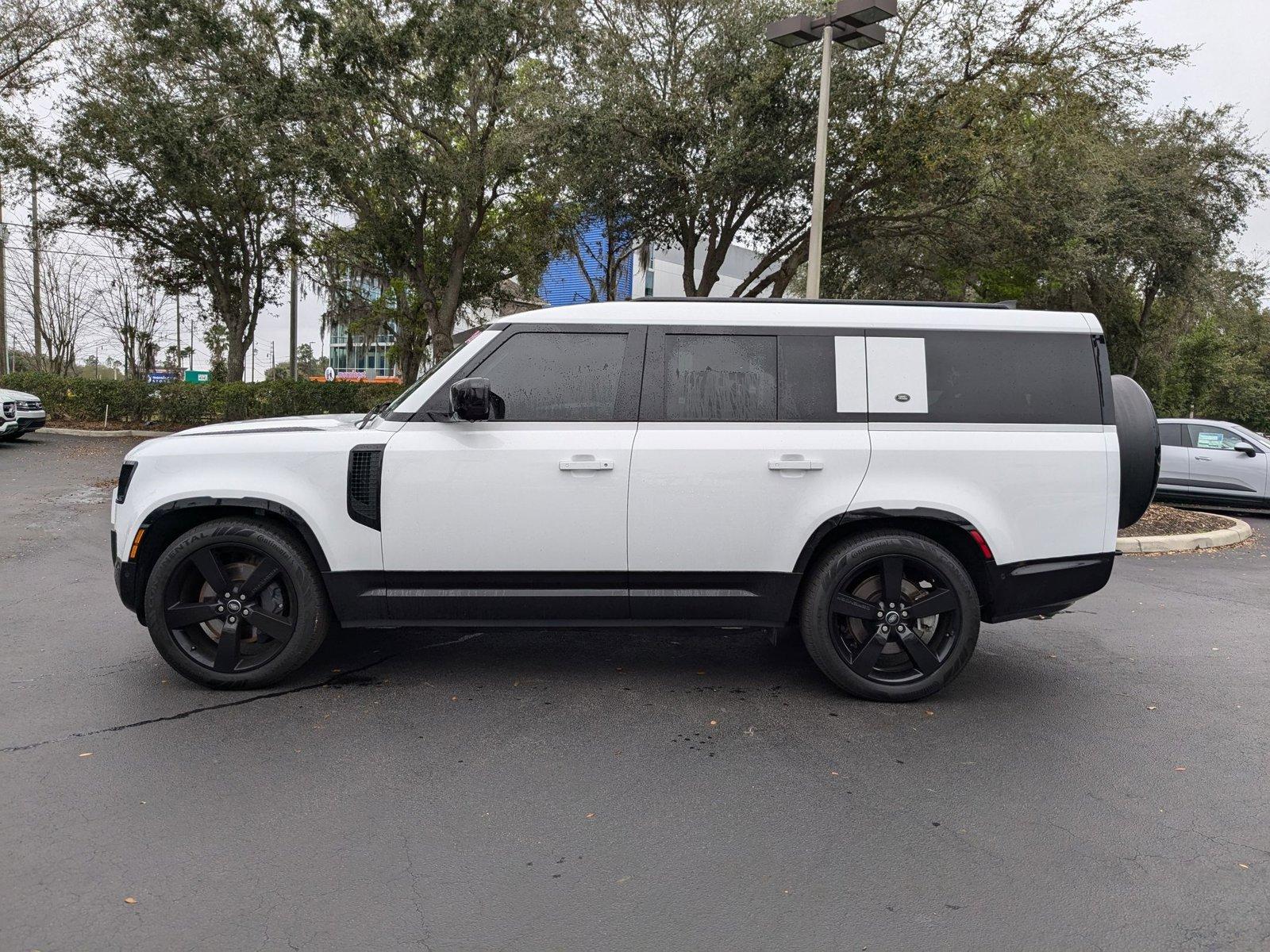 2024 Land Rover Defender Vehicle Photo in Maitland, FL 32751