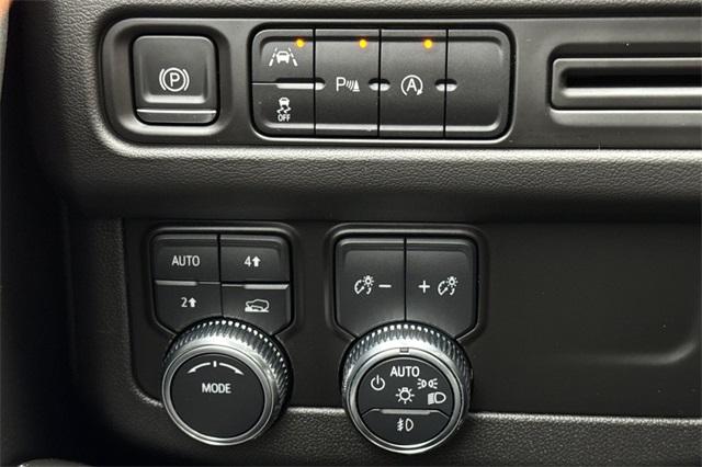 2023 GMC Yukon Vehicle Photo in ELK GROVE, CA 95757-8703