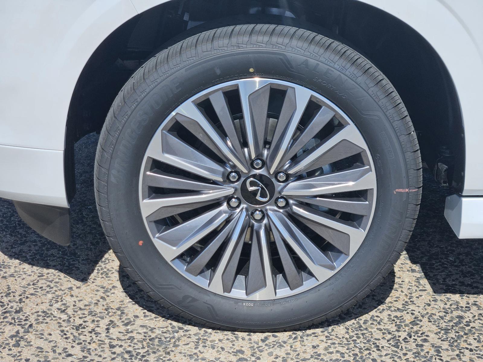 2025 INFINITI QX80 Vehicle Photo in Fort Worth, TX 76132