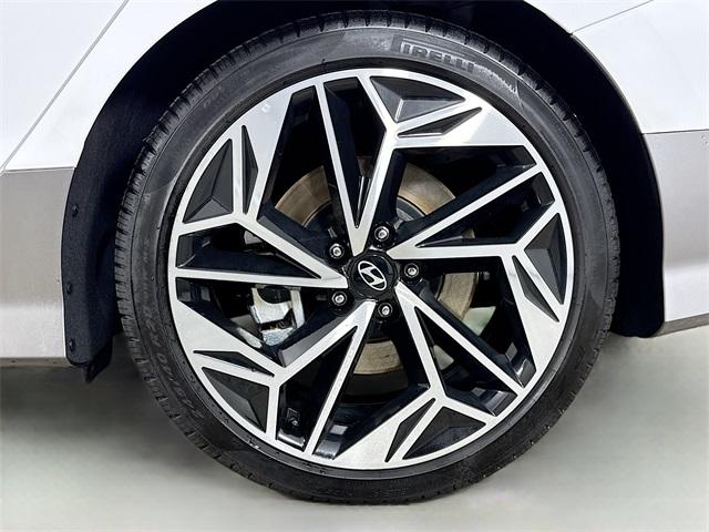 2025 Hyundai IONIQ 6 Vehicle Photo in Everett, WA 98204