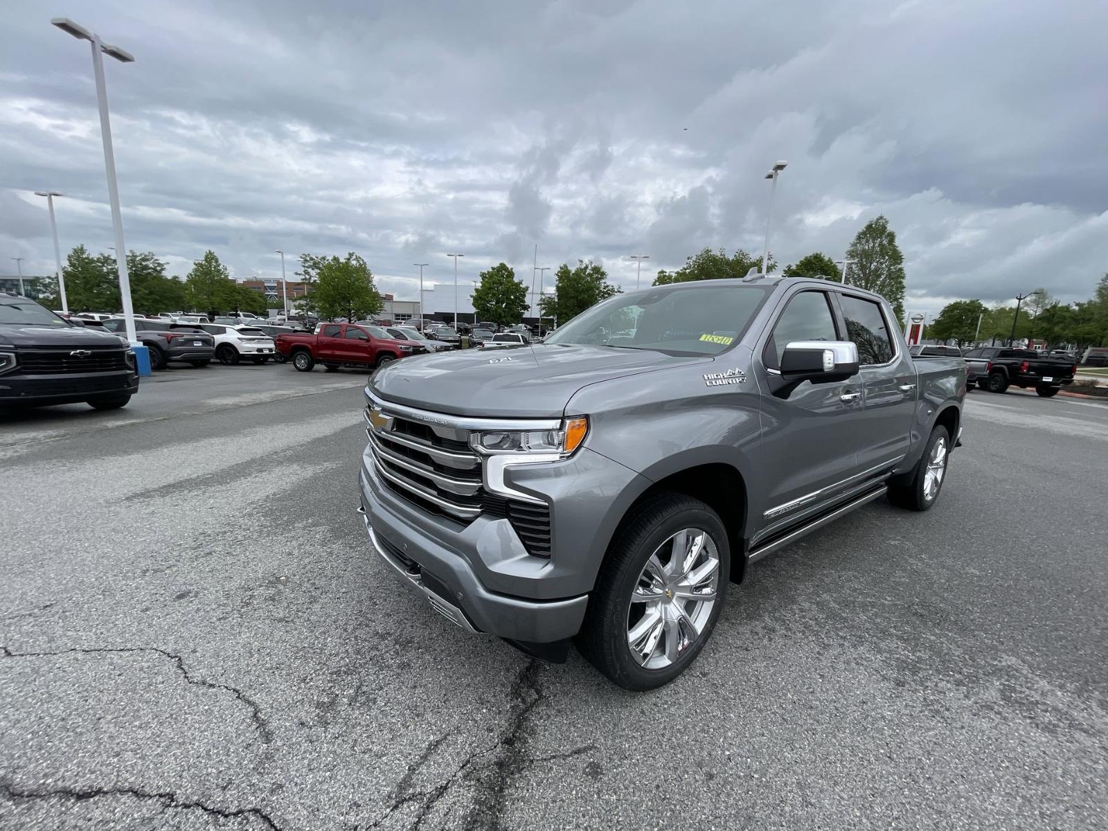 2025 Chevrolet Silverado 1500 Vehicle Photo in BENTONVILLE, AR 72712-4322