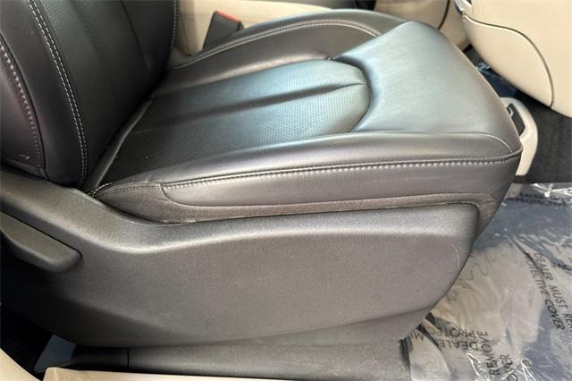 2023 Chrysler Pacifica Vehicle Photo in ELK GROVE, CA 95757-8703