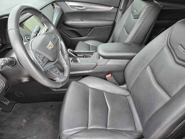 2019 Cadillac XT5 Vehicle Photo in DENTON, TX 76210-9321