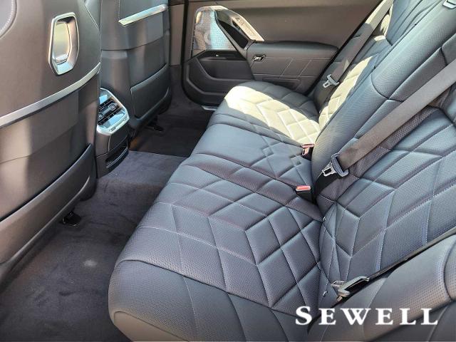 2025 BMW 760i xDrive Vehicle Photo in PLANO, TX 75024