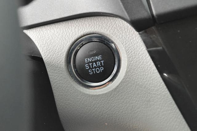 2020 Toyota Sienna Vehicle Photo in Houston, TX 77090