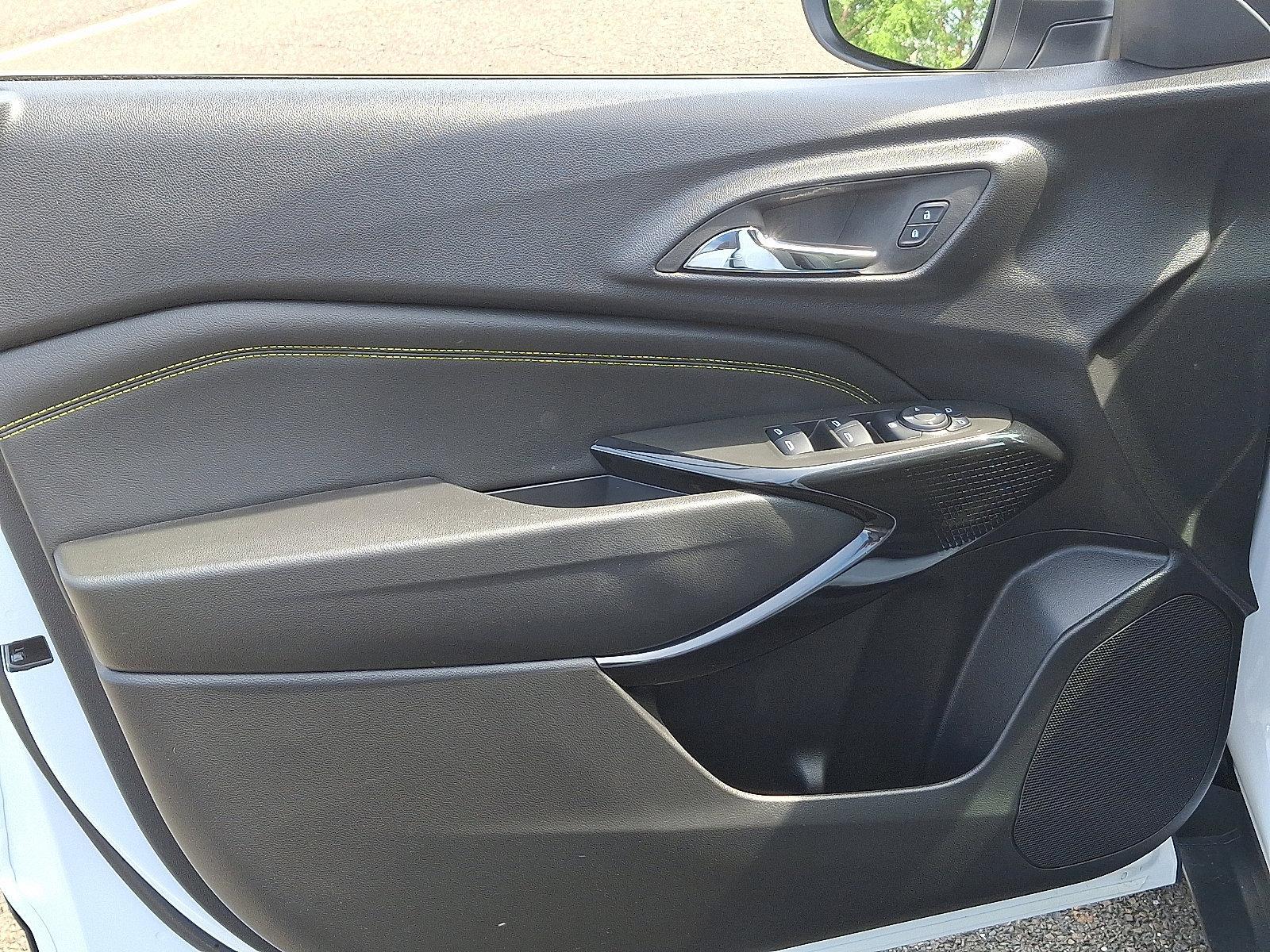 2025 Chevrolet Trax Vehicle Photo in Trevose, PA 19053