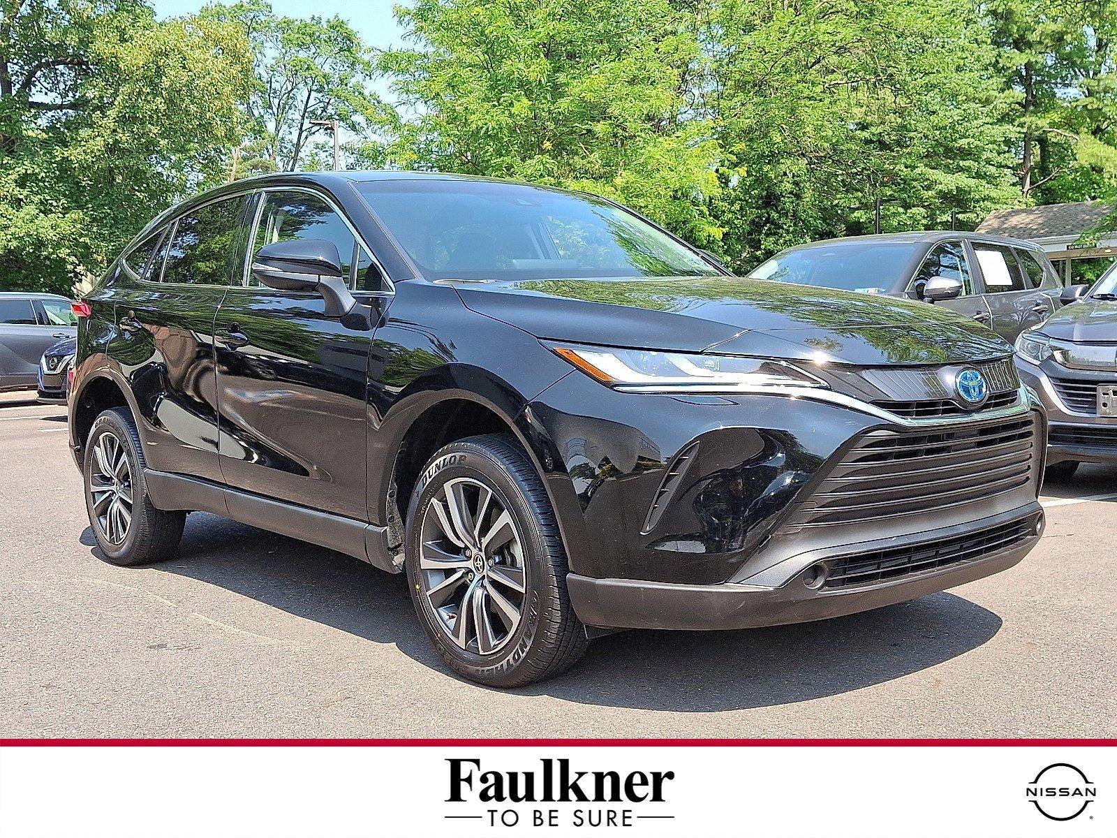 Used 2023 Toyota Venza LE with VIN JTEAAAAH6PJ122647 for sale in Jenkintown, PA