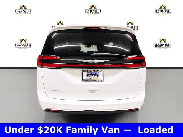 2022 Chrysler Pacifica Vehicle Photo in EVERETT, WA 98203-5662