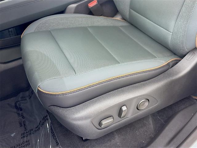 2026 GMC Acadia Vehicle Photo in PUYALLUP, WA 98371-4149