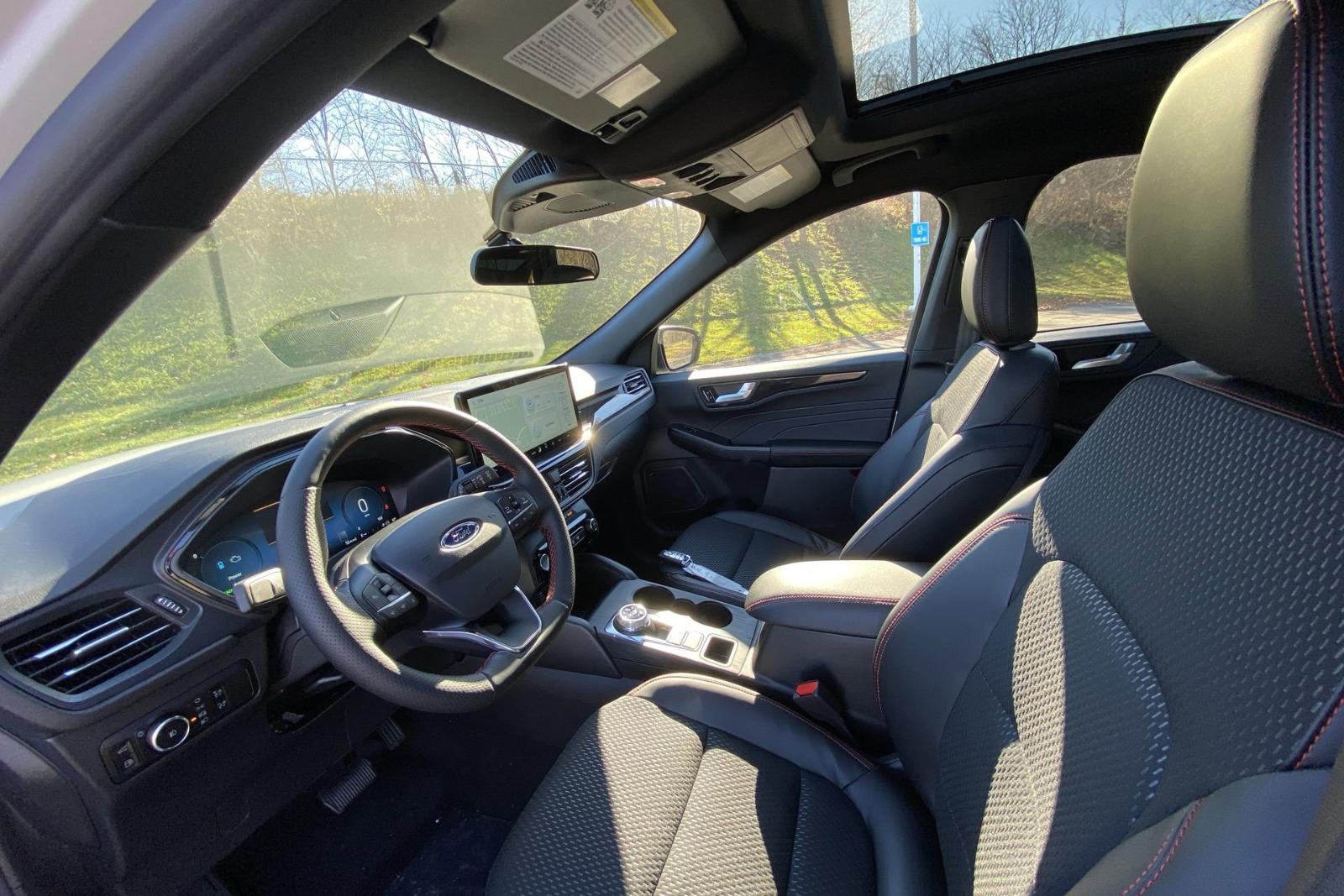 2025 Ford Escape Vehicle Photo in Belle Vernon, PA 15012