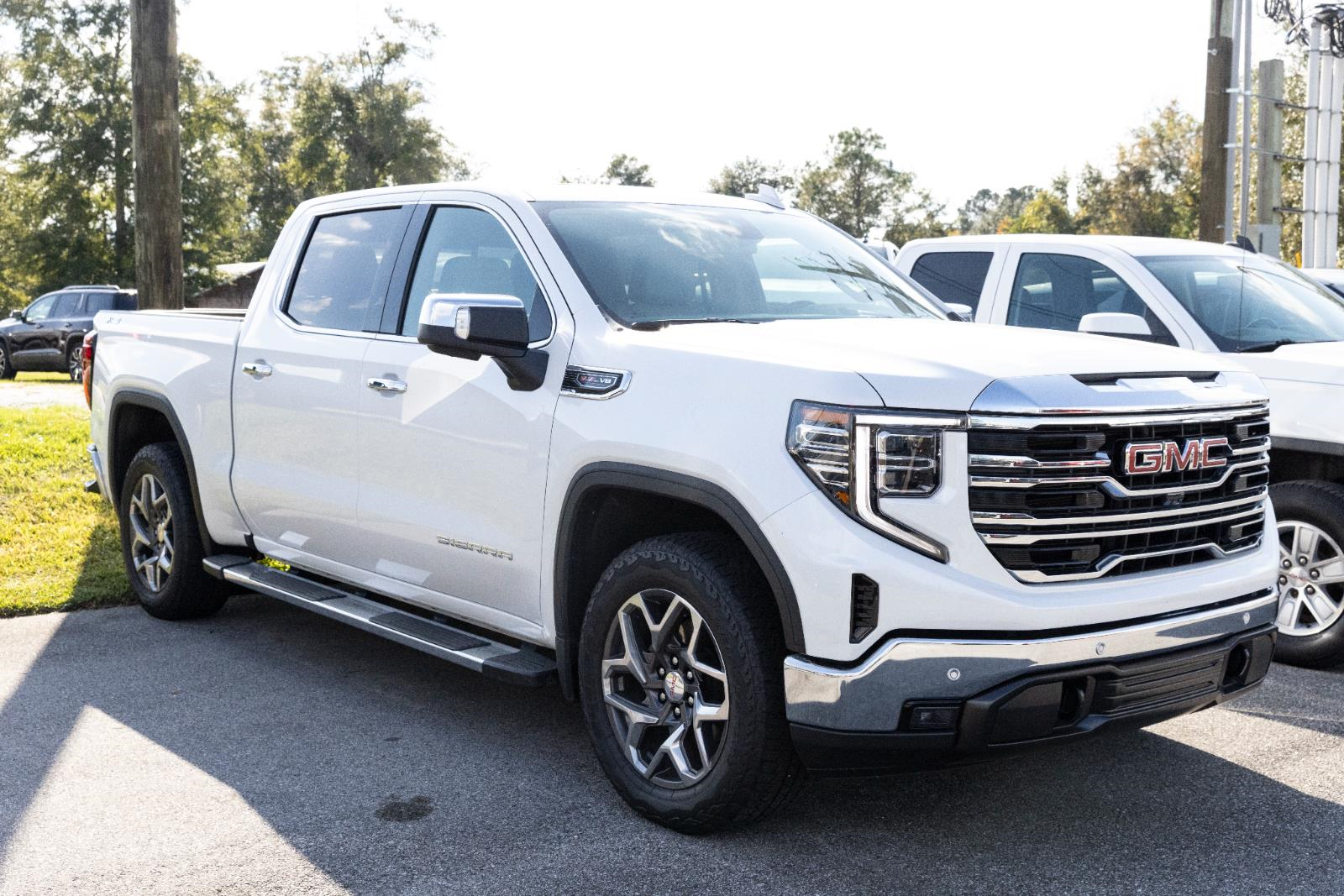 Used 2024 GMC Sierra 1500 SLT with VIN 3GTUUDELXRG192326 for sale in Defuniak Springs, FL