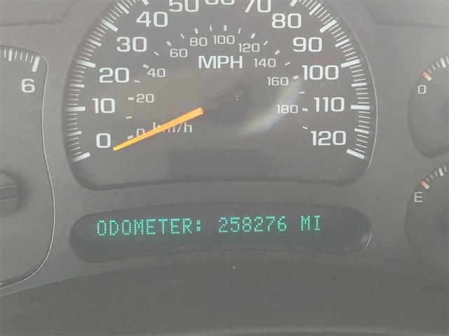 2004 GMC Sierra 1500 Vehicle Photo in BARTLETT, TN 38133-4101