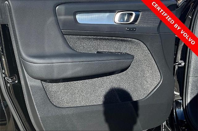 2022 Volvo XC40 Vehicle Photo in Houston, TX 77007