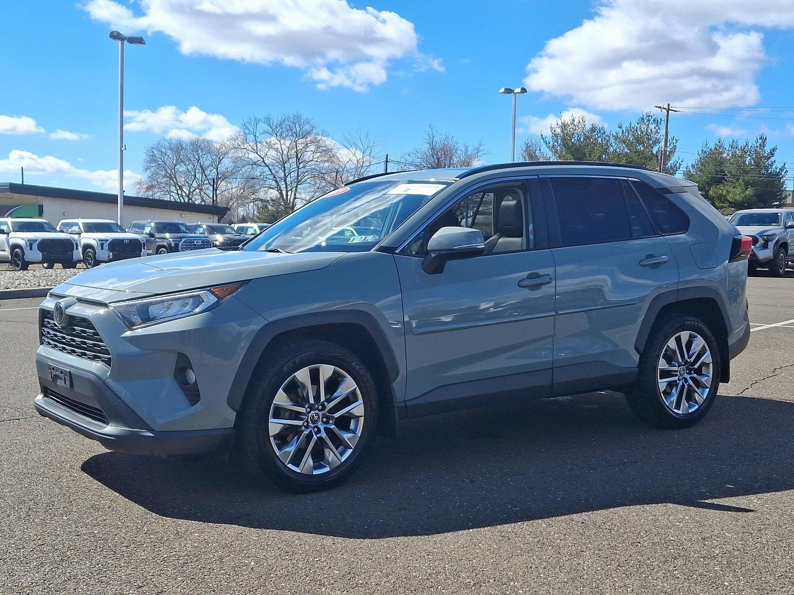 2019 Toyota RAV4 Vehicle Photo in Trevose, PA 19053