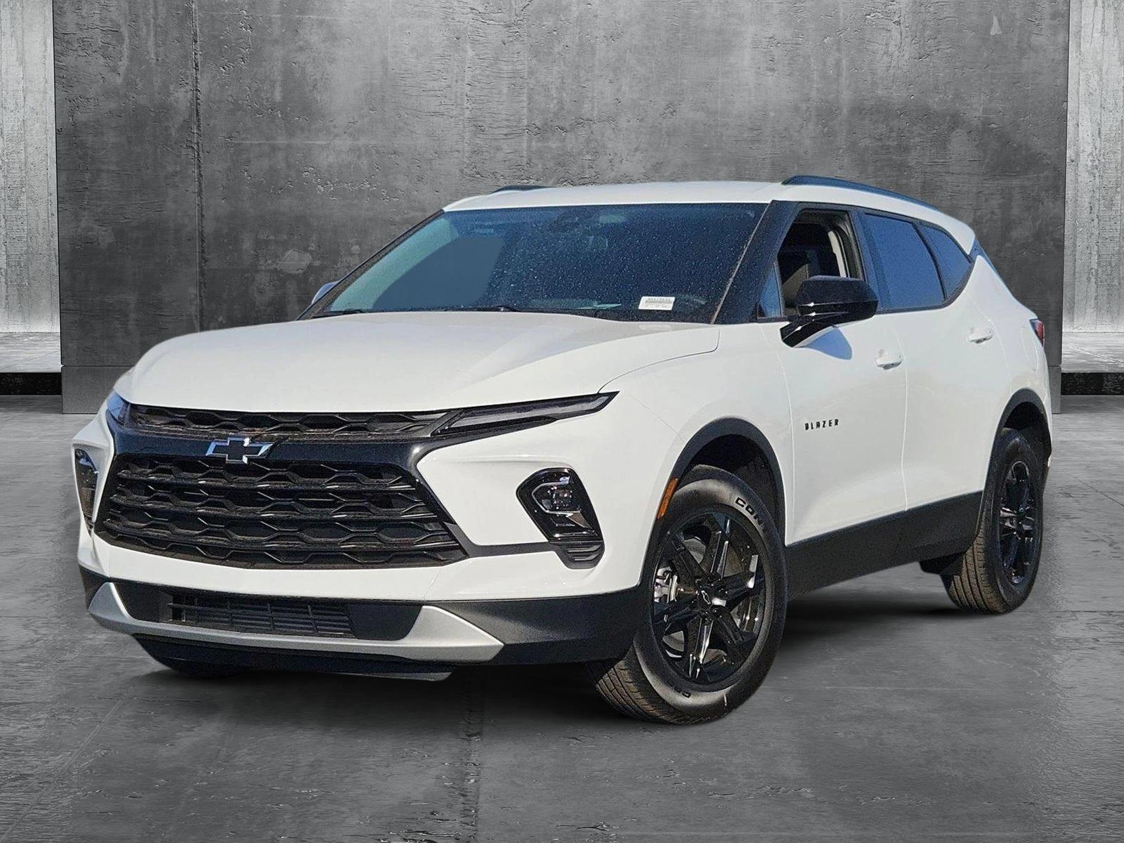 2025 Chevrolet Blazer Vehicle Photo in MESA, AZ 85206-4395