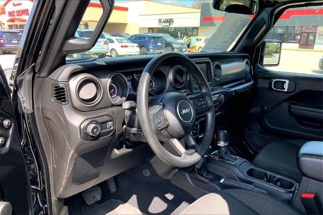 2023 Jeep Wrangler Vehicle Photo in Kansas City, MO 64114